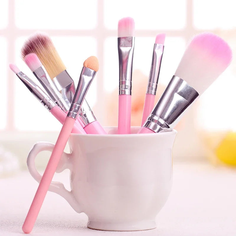 Hello Kitty Makeup Brushes Gift Box - Pink and White